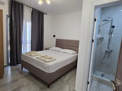 Izdavanje, ugostiteljski objekat, 180m2, Lazi, Budva Izdavanje, ugostiteljski objekat, 180m2, Lazi, Budva