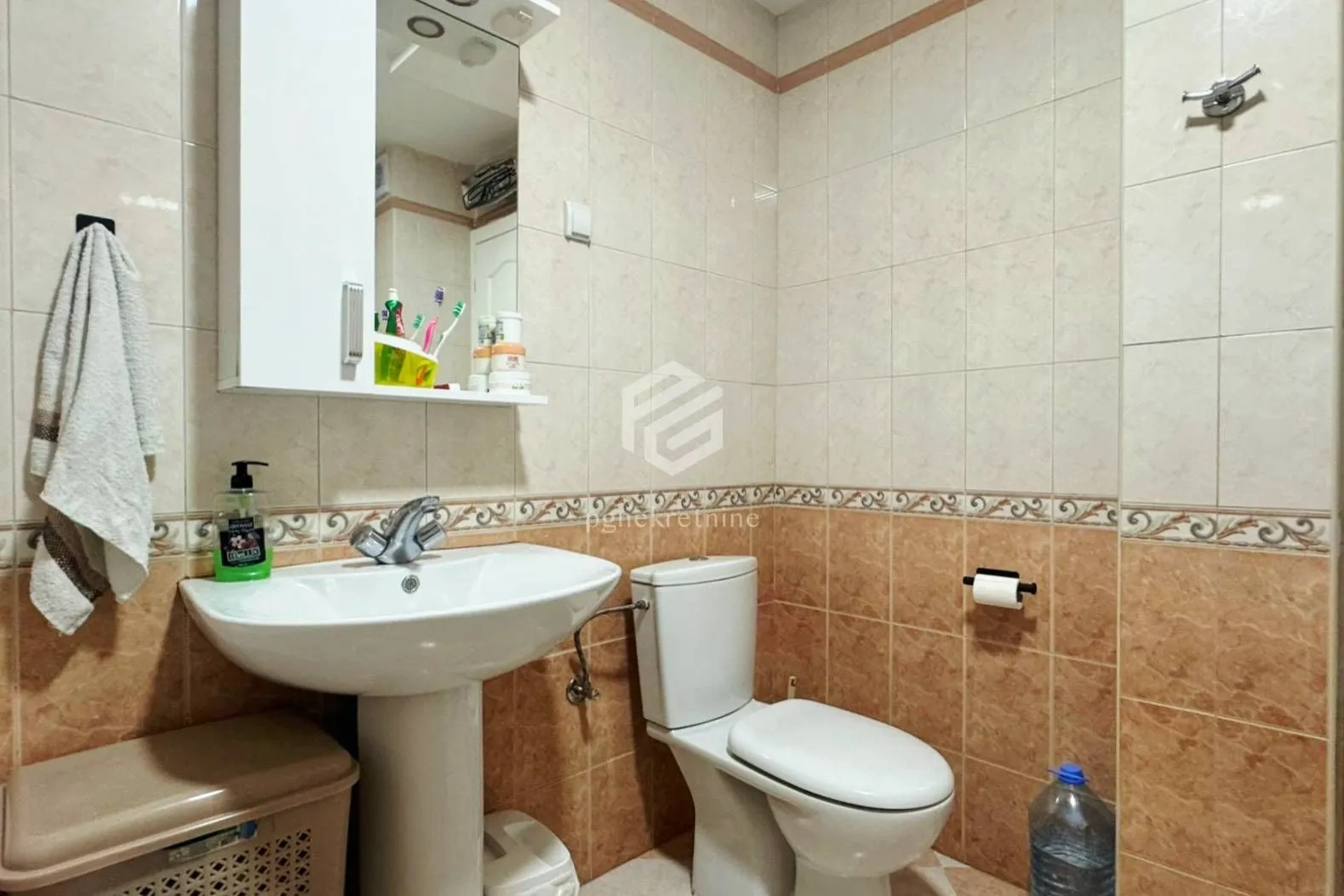 Prodaja, dvosoban stan, 48m², Kotor, Crna Gora