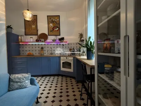 Prodaja, četvorosoban stan, 153m², Stari Grad, Beograd - image 16