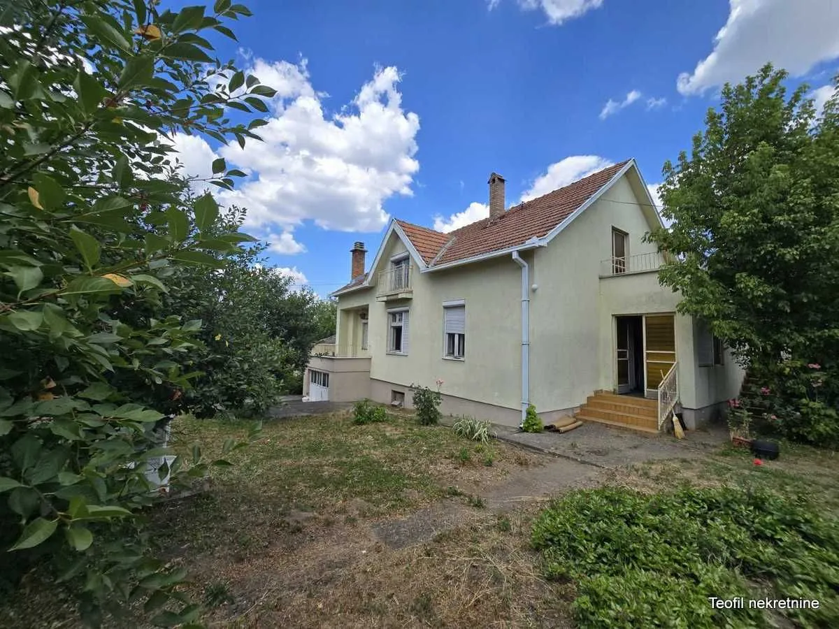Prodaja, kuća, 230m², Čukarica, Beograd