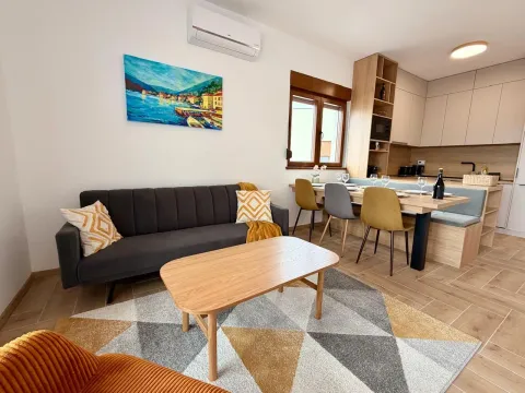 Rent, two bedroom apartment, 63m², Kava, Tivat - image 8