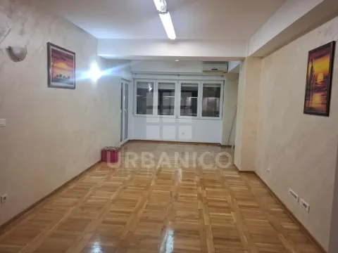 Rent, two bedroom apartment, 80m², City Kvart, Podgorica - image 2