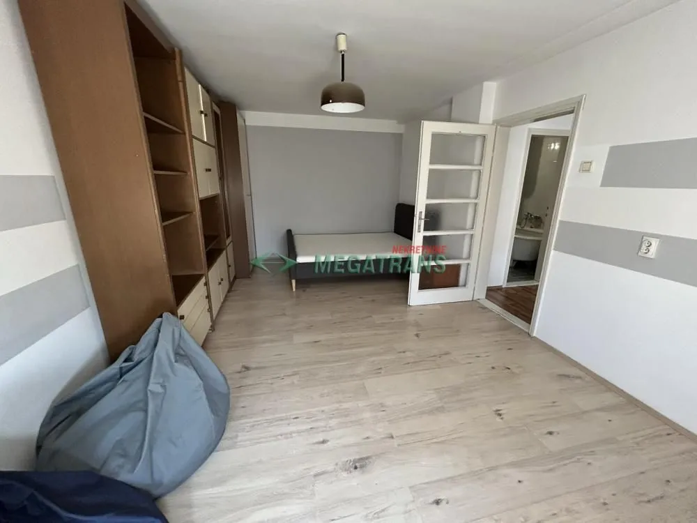 Izdavanje, dvosoban stan, 53m², Železnička Stanica, Novi Sad Sve Podlokacije