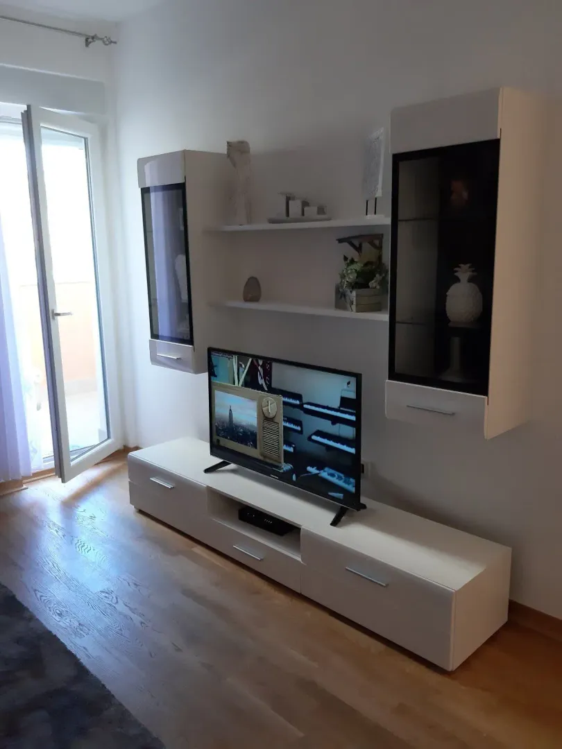 Rent, one bedroom apartment, 43m², City Kej, Podgorica