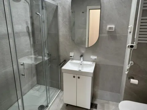 Rent, three bedroom apartment, 95m², Central Point, Podgorica - image 10