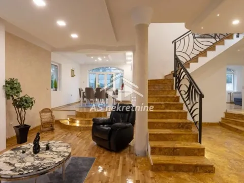 Izdavanje, kuća, 417m², Jajinci, Voždovac Sve Podlokacije - image 12