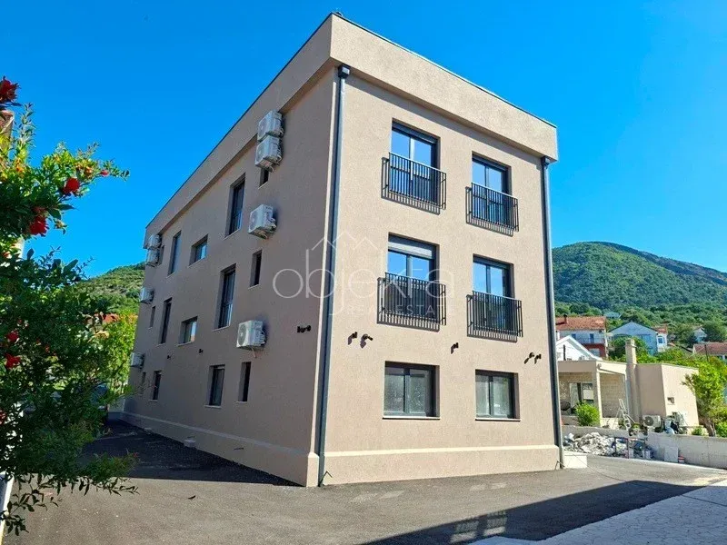 Sale, apartment, 53m², Tivat, Crna Gora