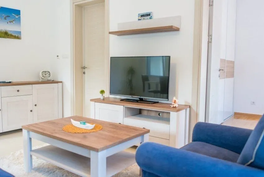 Prodaja, jednosoban stan, 66m², Morinj, Kotor