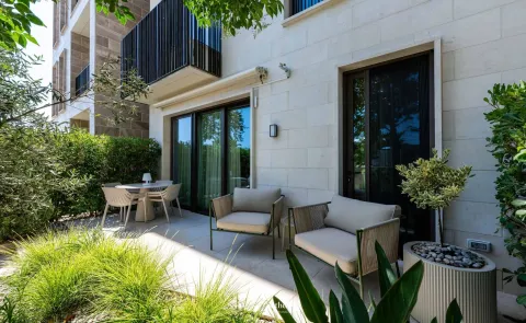 Prodaja, jednosoban stan, 72m², Porto Montenegro, Tivat - image 12