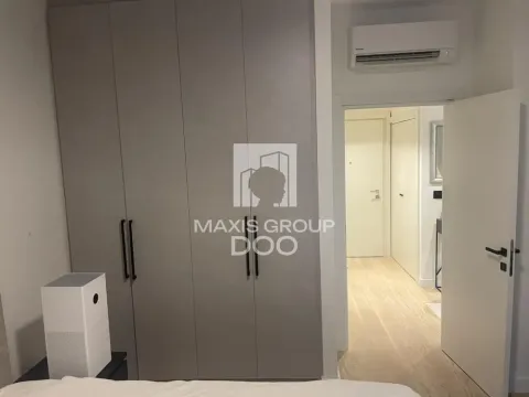 Rent, two bedroom apartment, 54m², Savski Venac, Beograd - image 17