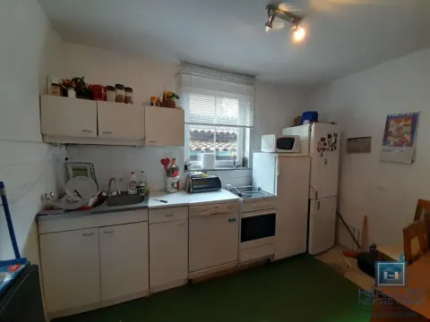 Prodaja, kuća, 180m², Centar, Ćuprija - image 19