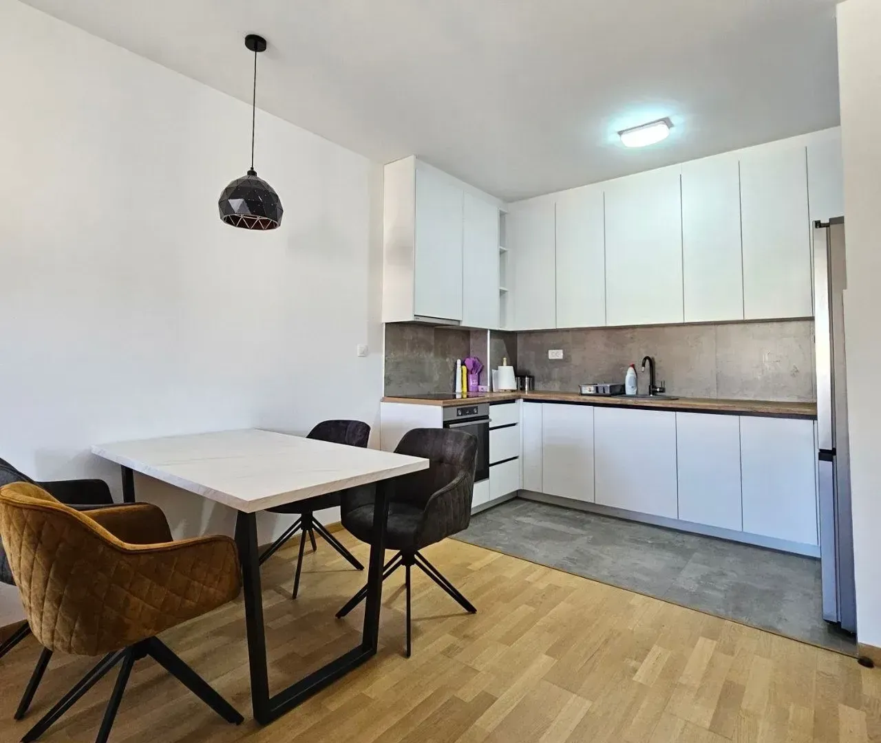 Rent, two bedroom apartment, 70m², Pobrežje, Podgorica