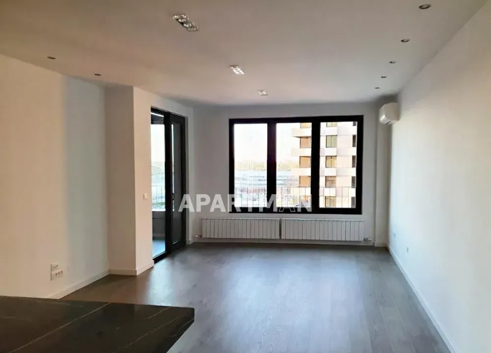 Rent, four bedroom apartment, 125m², Stari Grad, Beograd