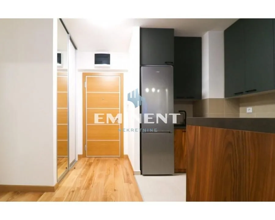 Izdavanje, dvosoban stan, 45m², Voždovac Sve Podlokacije, Beograd