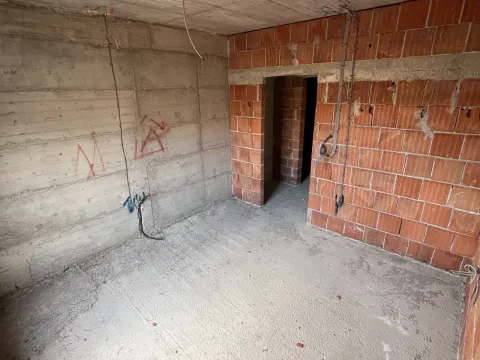 Prodaja, jednosoban stan, 55m², Momišići, Podgorica - image 3