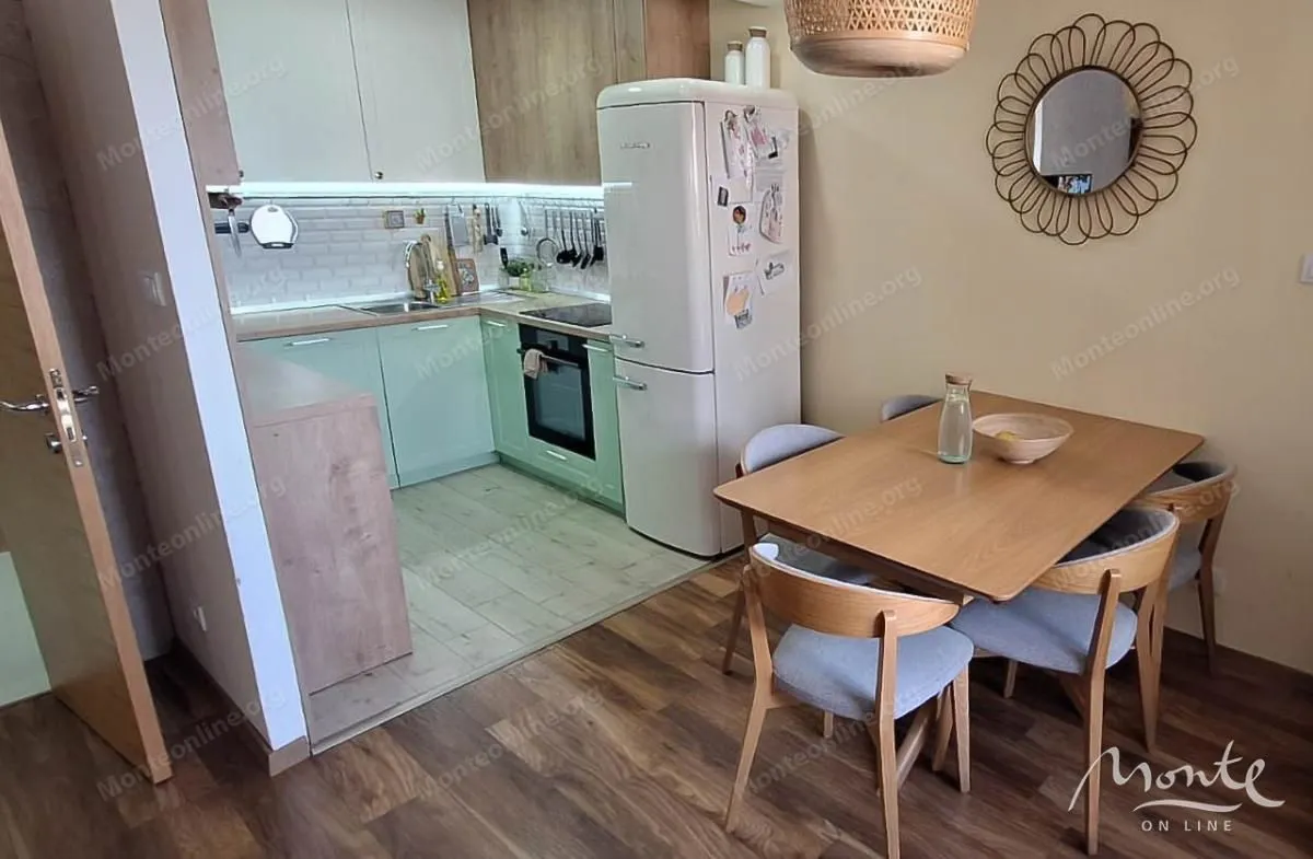 Prodaja, trosoban stan, 89m², Podgorica, Crna Gora
