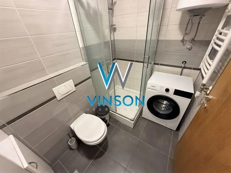 Izdavanje, dvosoban stan, 60m², Centar, Novi Sad