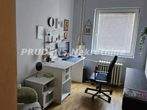 Prodaja, kuća, 250m², Jakovo, Surčin - image 2