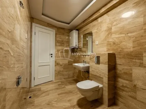 Prodaja, trosoban stan, 160m², Pržno, Budva - image 17