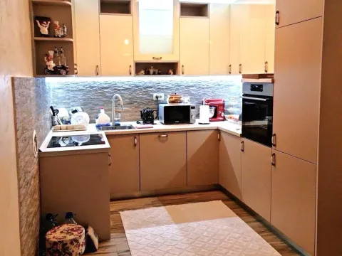 Izdavanje, kuća, 150m², Spuž, Danilovgrad - image 5