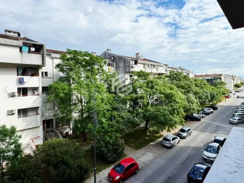 Rent, one bedroom apartment, 46m², Stari Aerodrom, Podgorica - image 16
