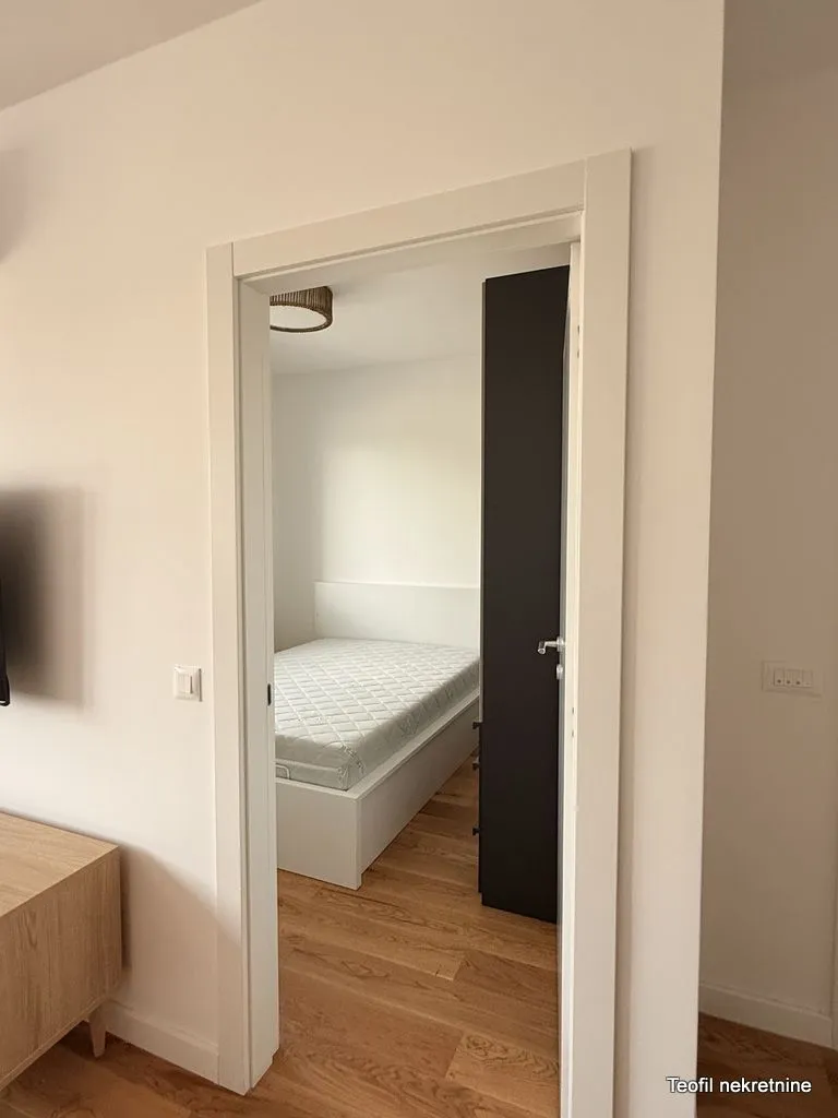Rent, one bedroom apartment, 40m², Zemun Centar, Zemun Sve Podlokacije