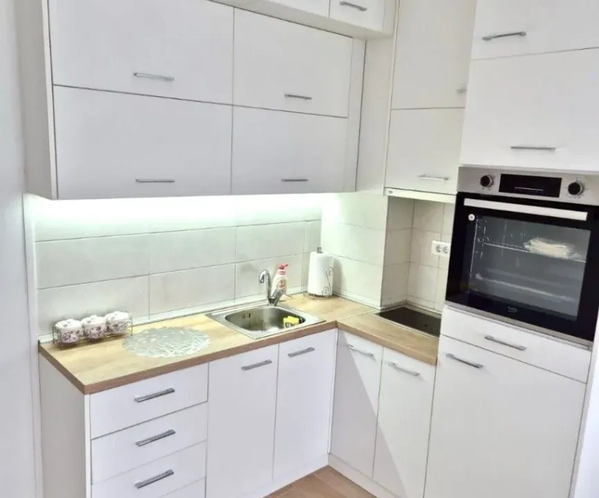 Izdavanje, garsonjera, 33m², Stari Aerodrom, Podgorica