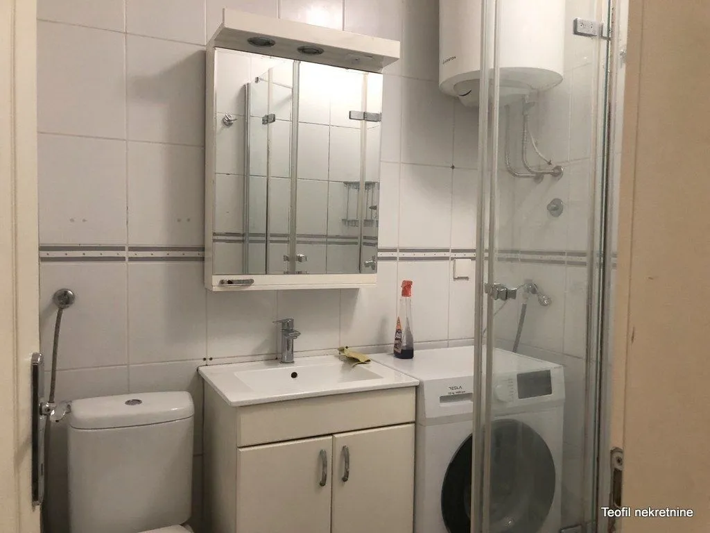 Prodaja, dvosoban stan, 46m², Zemun Gornji Grad, Zemun Sve Podlokacije