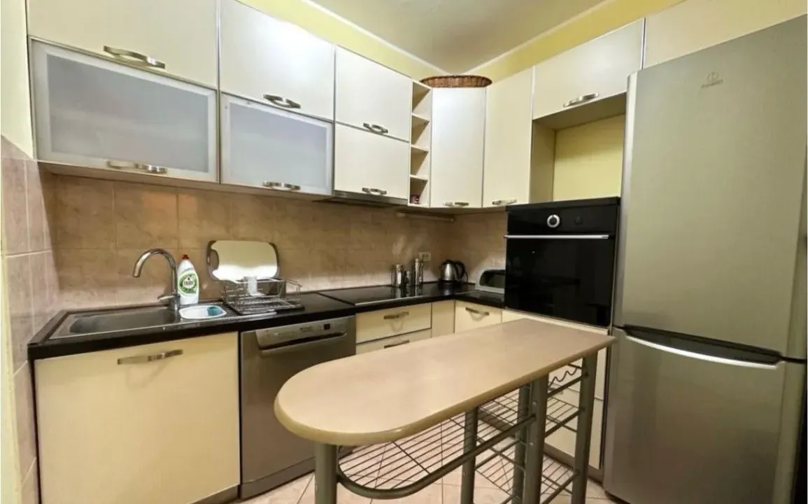 Izdavanje, dvosoban stan, 60m², Zabjelo, Podgorica