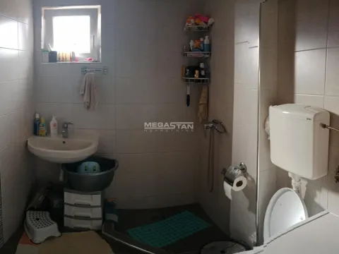 Sale, house, 198m², Miljakovac, Rakovica - image 17