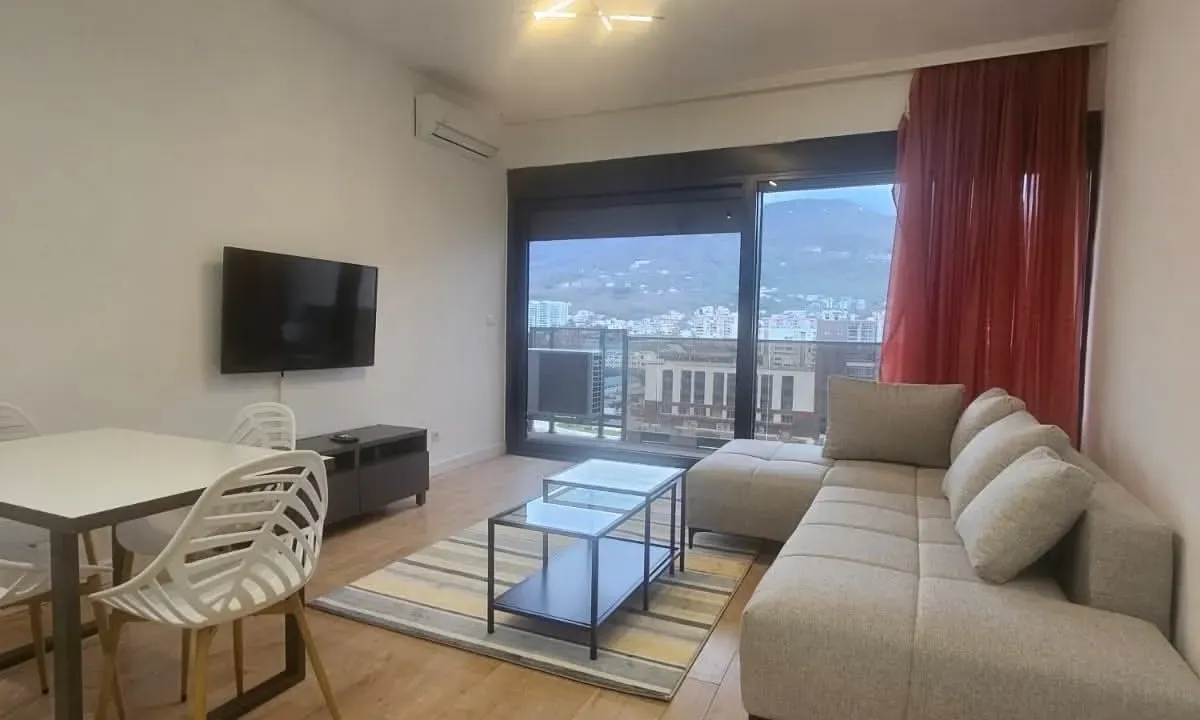 Prodaja, jednosoban stan, 72m², Soho City, Bar