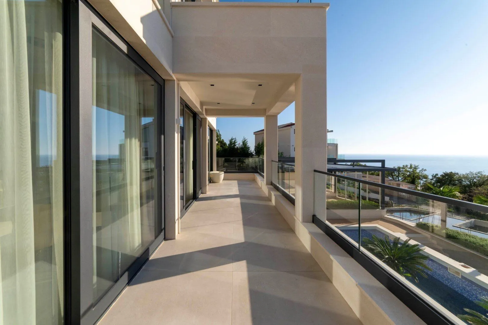 Sale, house, 400m², Blizikuće, Budva