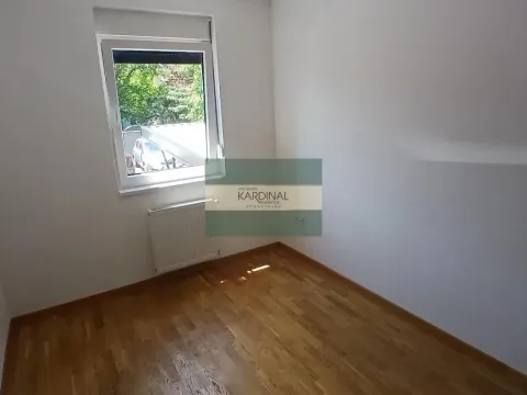 Prodaja, dvosoban stan, 70m², Erdoglija, Kragujevac - image 4