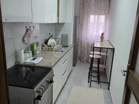 Izdavanje, dvosoban stan, 50m², Detelinara, Novi Sad Sve Podlokacije - image 7