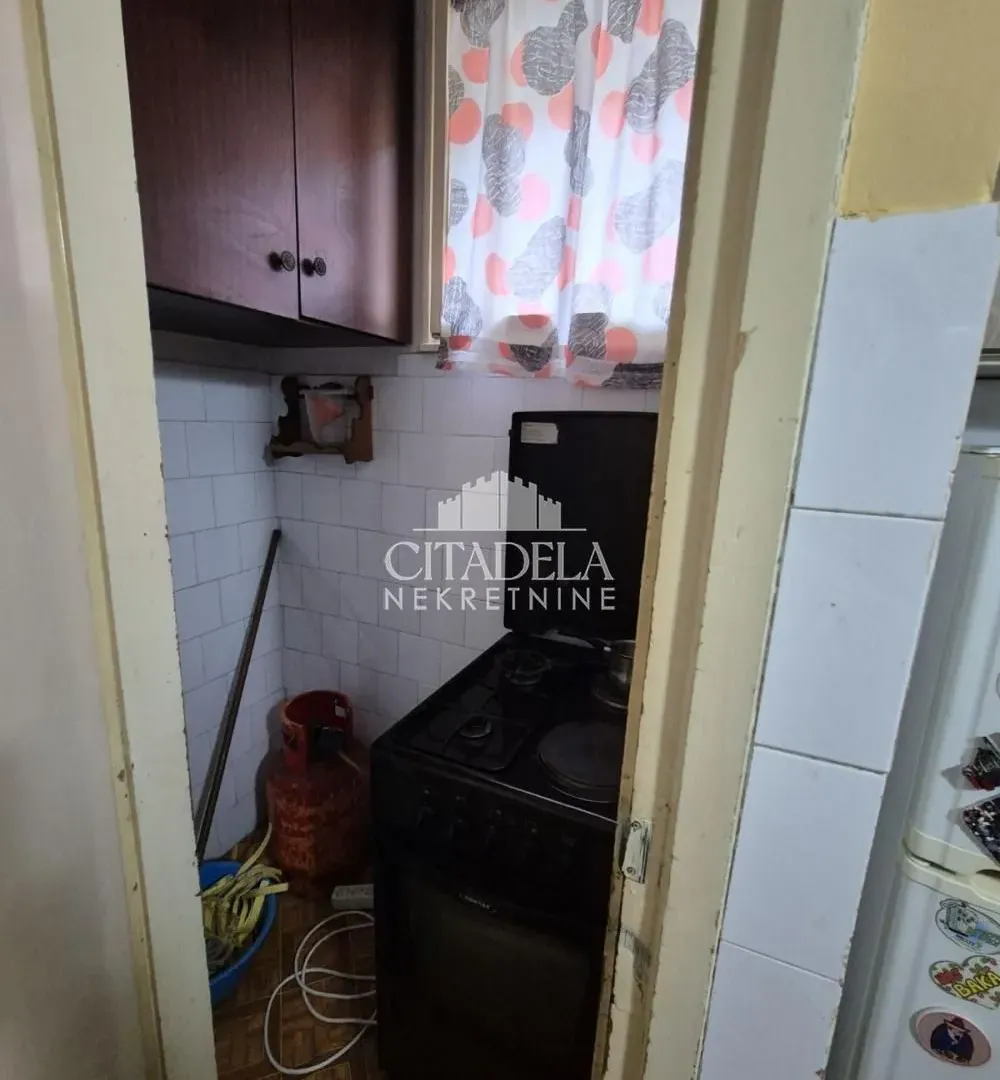 Izdavanje, dvosoban stan, 56m², Čukarica, Beograd
