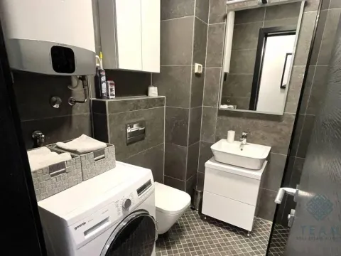 Izdavanje, jednosoban stan, 55m², City Kvart, Podgorica - image 10