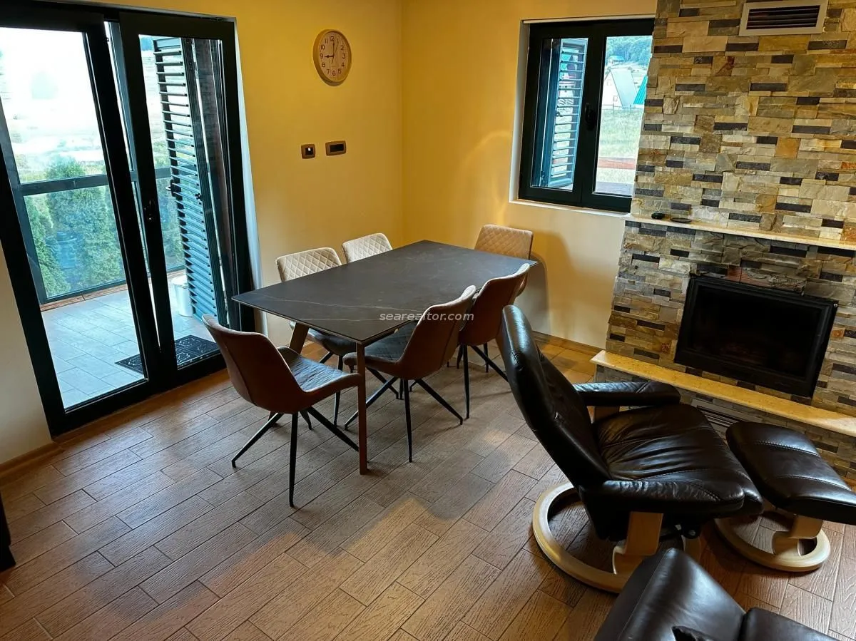 Prodaja, kuća, 180m², Žabljak, Crna Gora