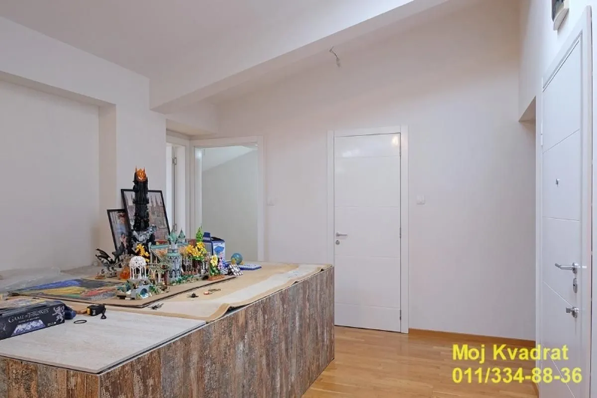 Sale, four bedroom apartment, 165m², Stari Grad, Beograd