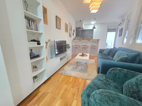 Sale, studio apartment, 29m², Zabjelo, Podgorica - image 2