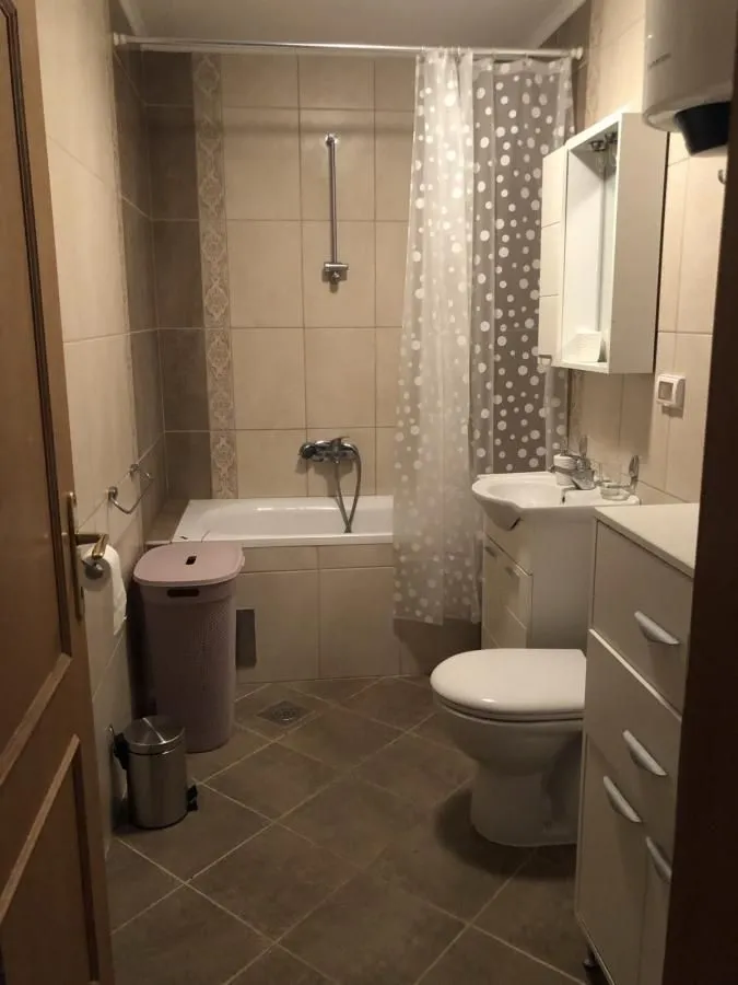 Rent, four bedroom apartment, 191m², Mrčevac, Tivat
