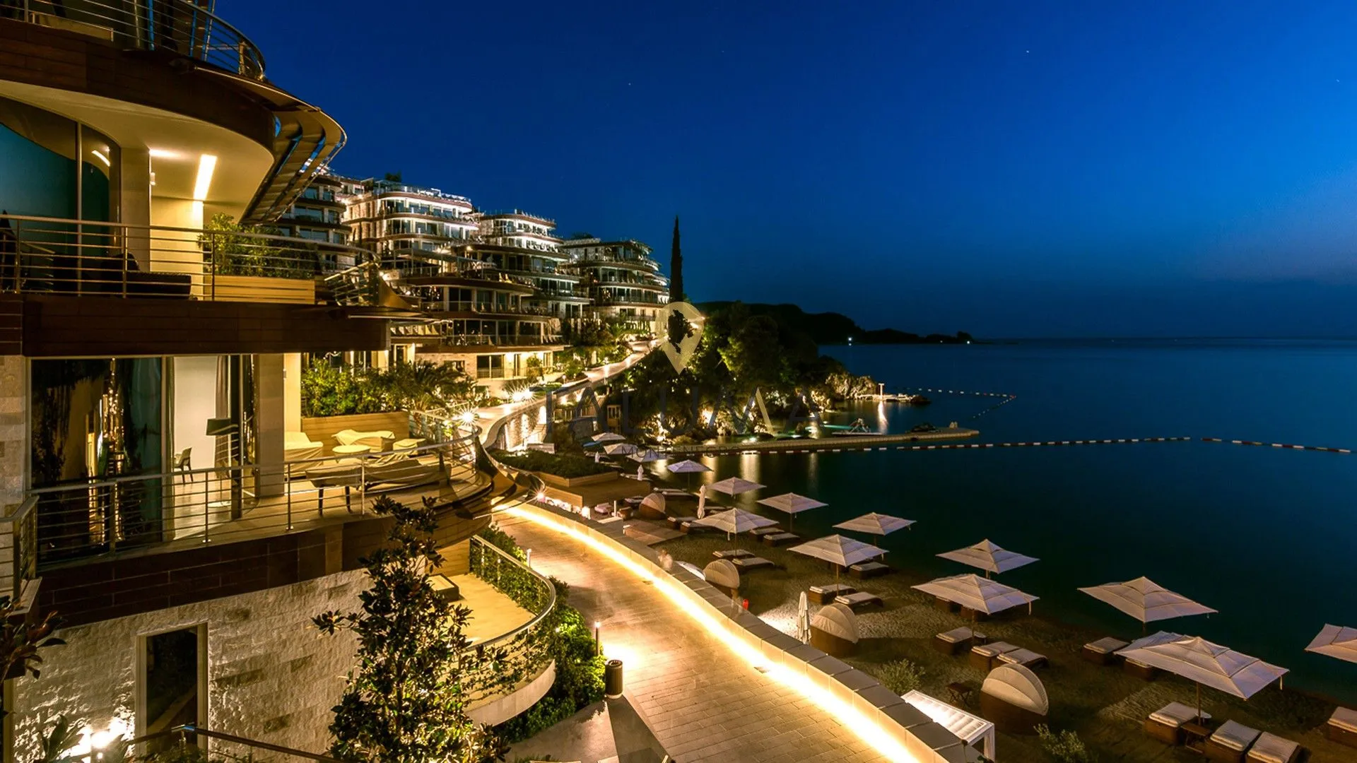Prodaja, dvosoban stan, 159m², Centar, Budva