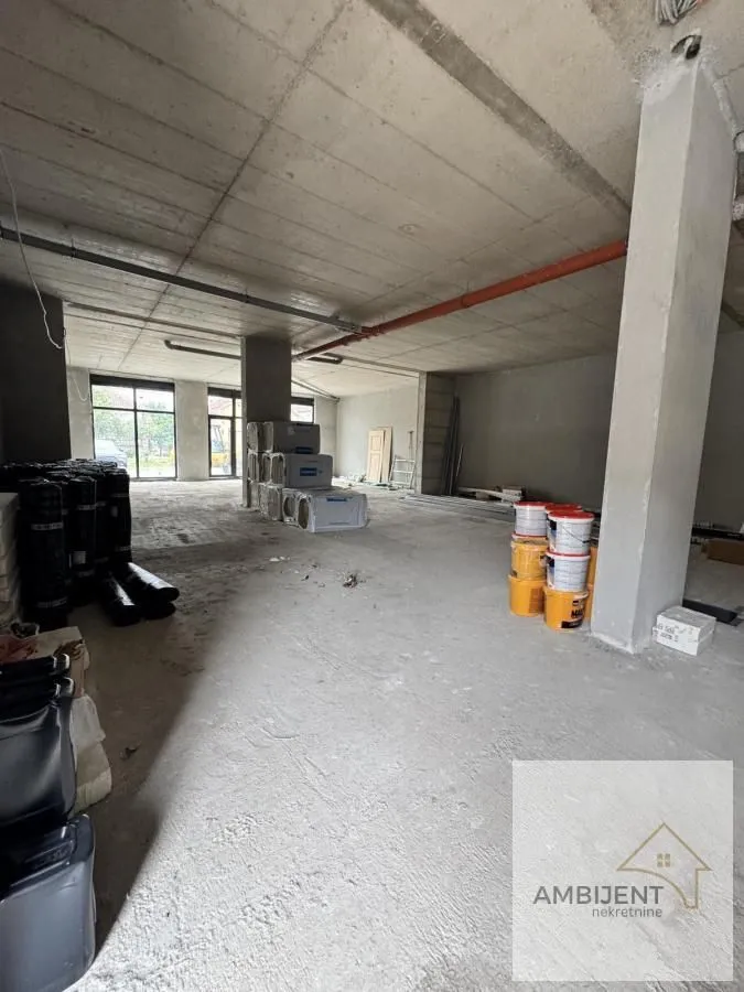 Sale, office space, 205m², Novi Banovci, Stara Pazova