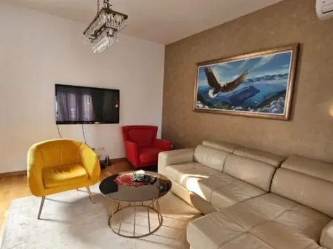 Rent, two bedroom apartment, 74m², Dubovica, Budva