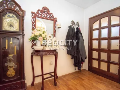 Sale, house, 186m², Novi Grad, Subotica - image 21