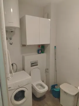 Izdavanje, dvosoban stan, 70m², City Kvart, Podgorica - image 7