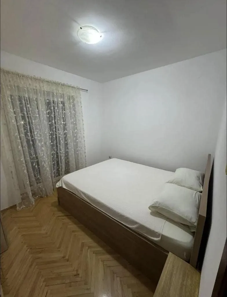 Izdavanje, dvosoban stan, 76m², Stari Aerodrom, Podgorica