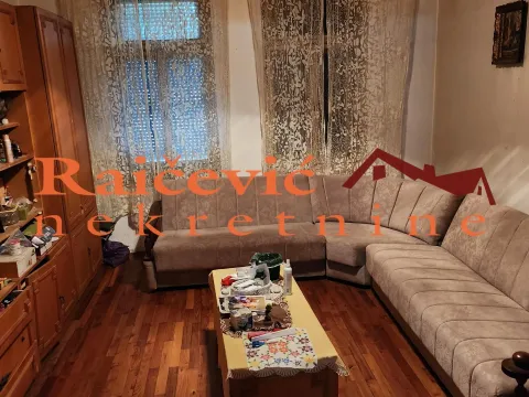 Prodaja, kuća, 249m², Sremska Mitrovica, Srbija - image 5