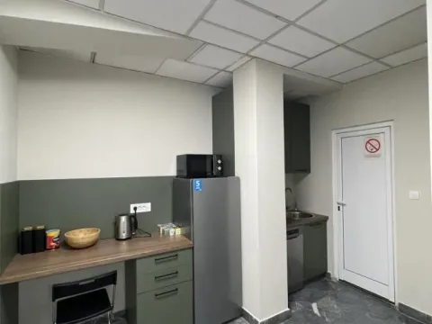Rent, office space, 218m², Novi Sad Sve Podlokacije, Novi Sad - image 15