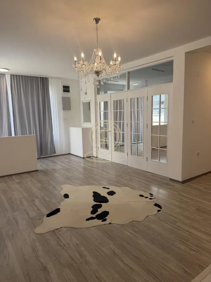 Izdavanje, dvosoban stan, 64m², Palilula, Niš