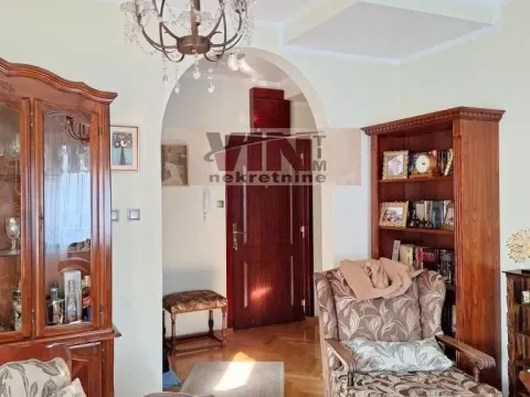 Prodaja, četvorosoban stan, 100m², Zvezdara Sve Podlokacije, Beograd - image 2